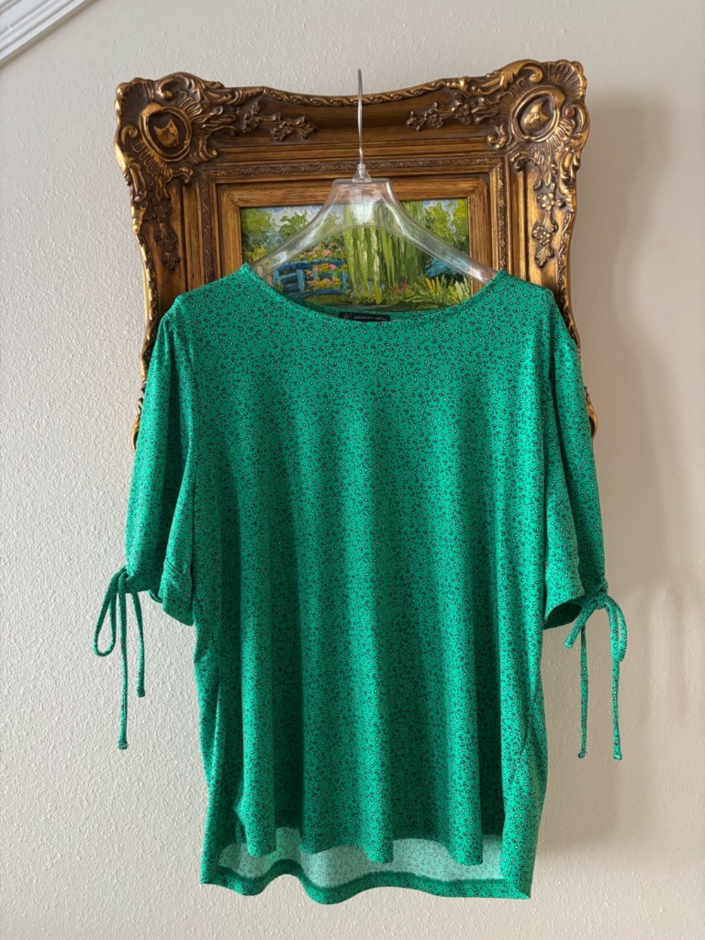 Adrianna Papell Emerald Green Top with Tie Cuff sleeves